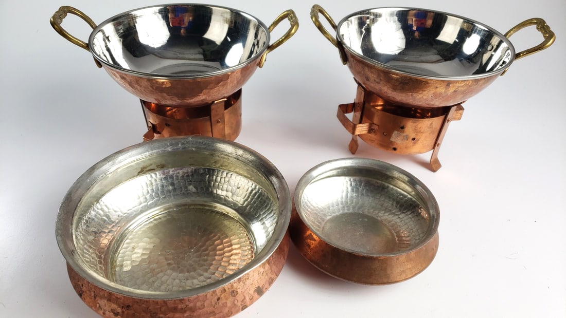 Copper Chafing Dish Set with Brass Handles, 2 Warmers and 2 Hammered Bowls (1 of 7)