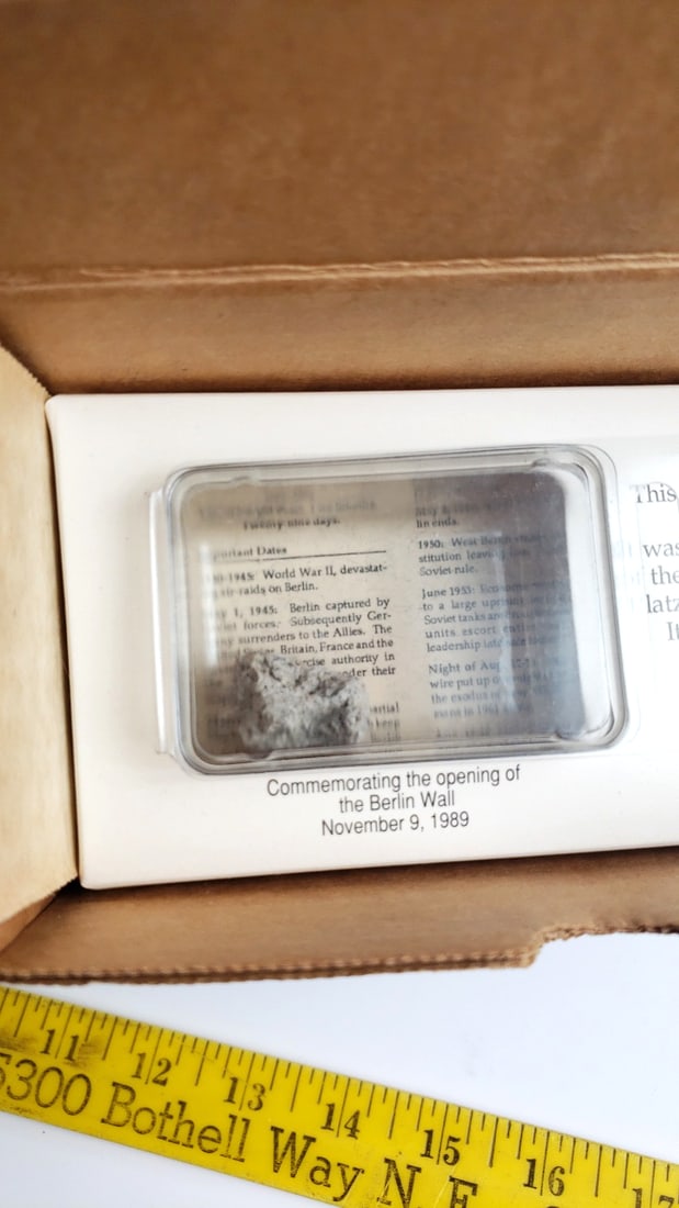 Museum Novelty Co Berlin Wall Actual Piece Souvenir Educational Timeline Box Lot of 2 - 3