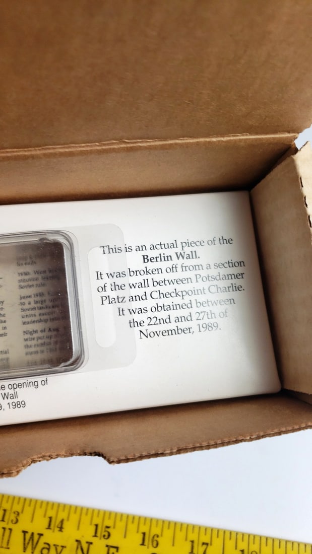 Museum Novelty Co Berlin Wall Actual Piece Souvenir Educational Timeline Box Lot of 2 - 4