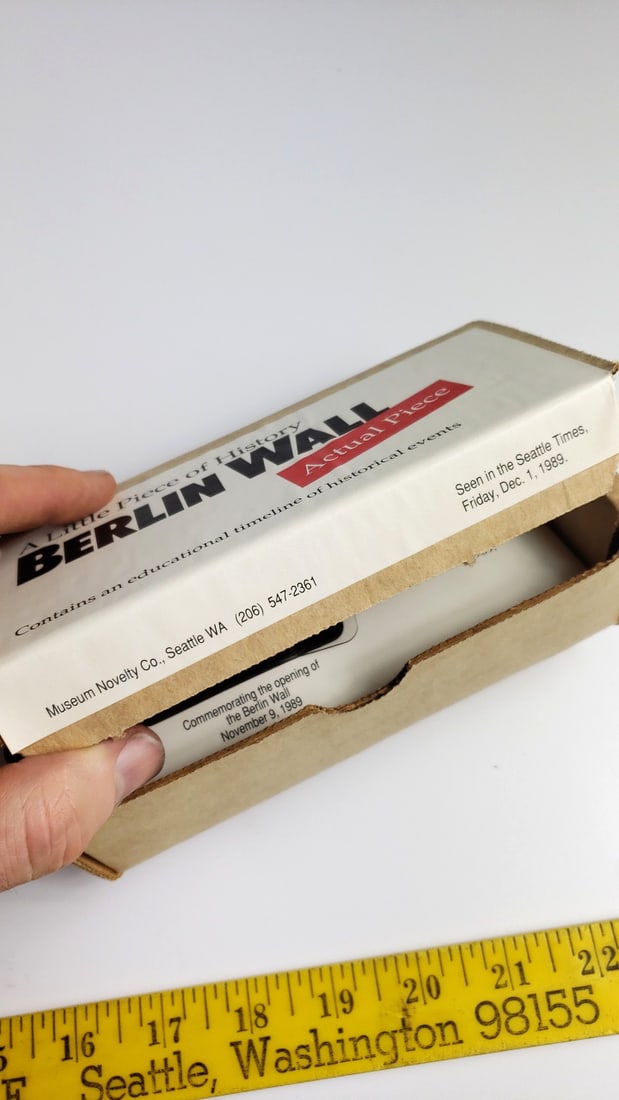 Museum Novelty Co Berlin Wall Actual Piece Souvenir Educational Timeline Box Lot of 2 - 5