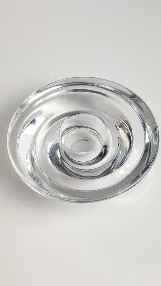 Miller Rogaska Clear Crystal 5 in Round Candle Holder: 7 x 2 x 7 3 lb Low Estimate: 10.00 High Estimate: 35.00