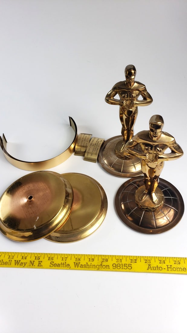 S. Owens & Co. 1977 Pair of Gold Metal Oscar-Style Trophy Statuettes & Parts - 5