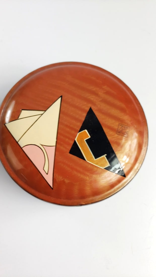 Black Ribbed Lacquerware Lidded Box with Orange Geometric Design - 3