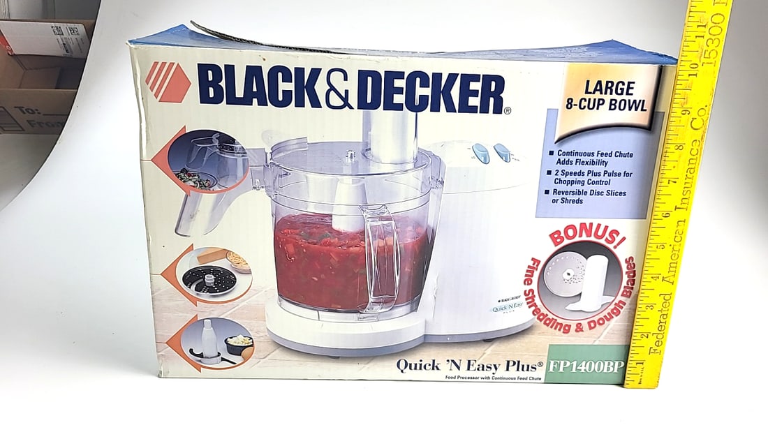 Black & Decker Quick 'N Easy Plus FP1400BP 8-Cup Food Processor w/ Attachments - 2