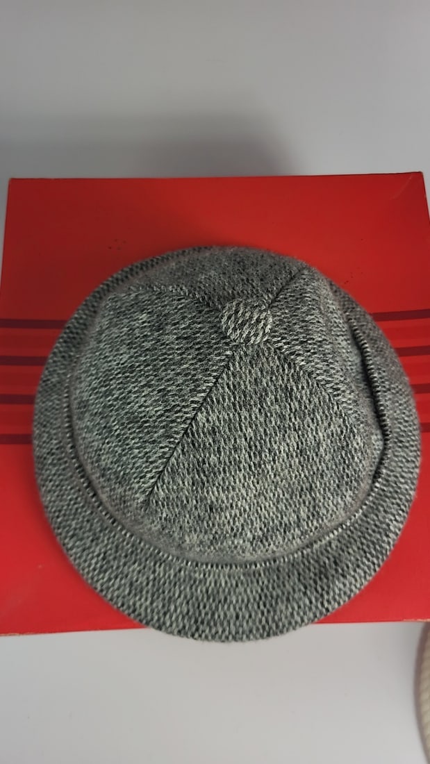3 Hat Lot: Michael Howard 100% Wool Fedora, Kangol Wool Grouser Donegal Size S, Cream Acrylic Hat - 7