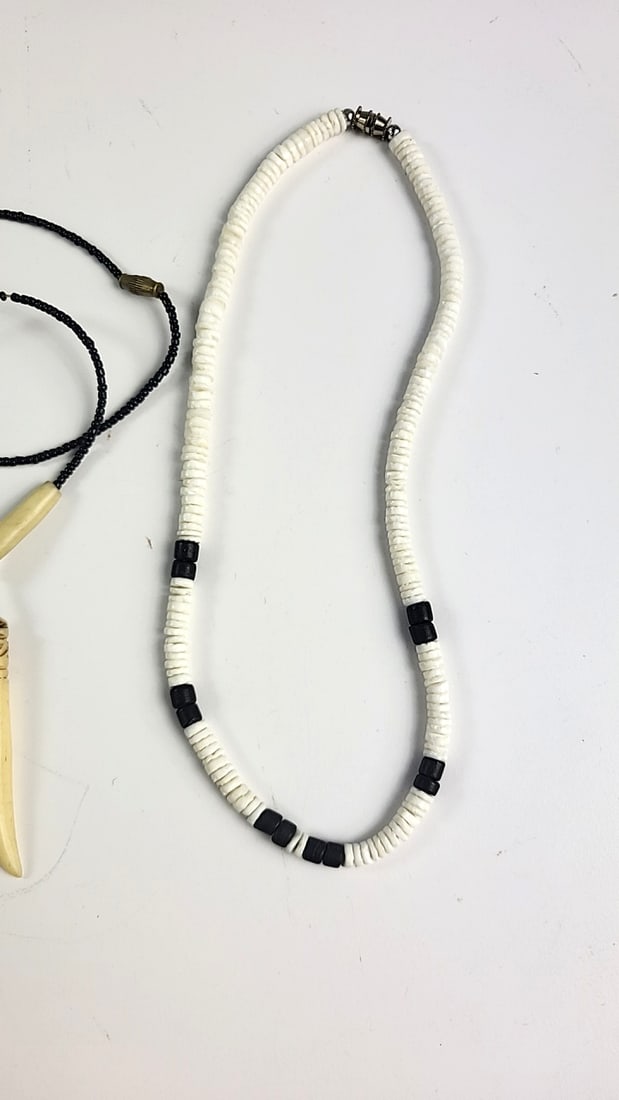 Lot of 3 Beaded Necklaces, White Disc Beads, Black Beads & Tooth-Shaped Pendant - 4
