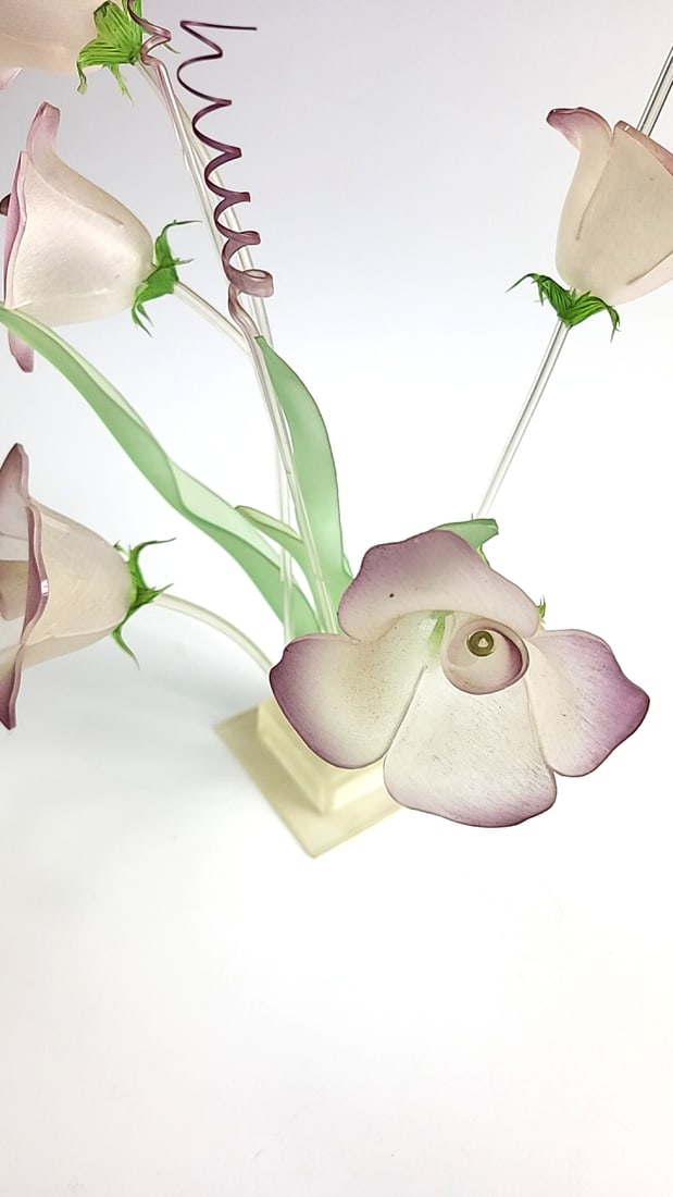80's Plastic Pink Flower Bouquet Sculpture with Green Leaves on Square Base - 4