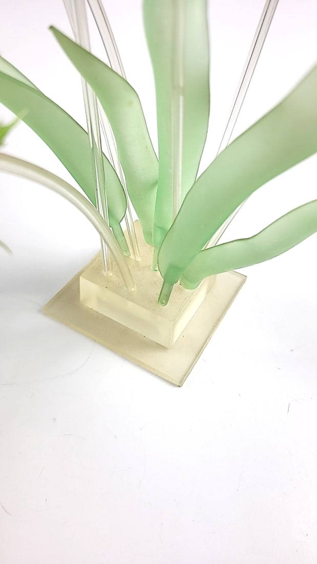 80's Plastic Pink Flower Bouquet Sculpture with Green Leaves on Square Base - 5