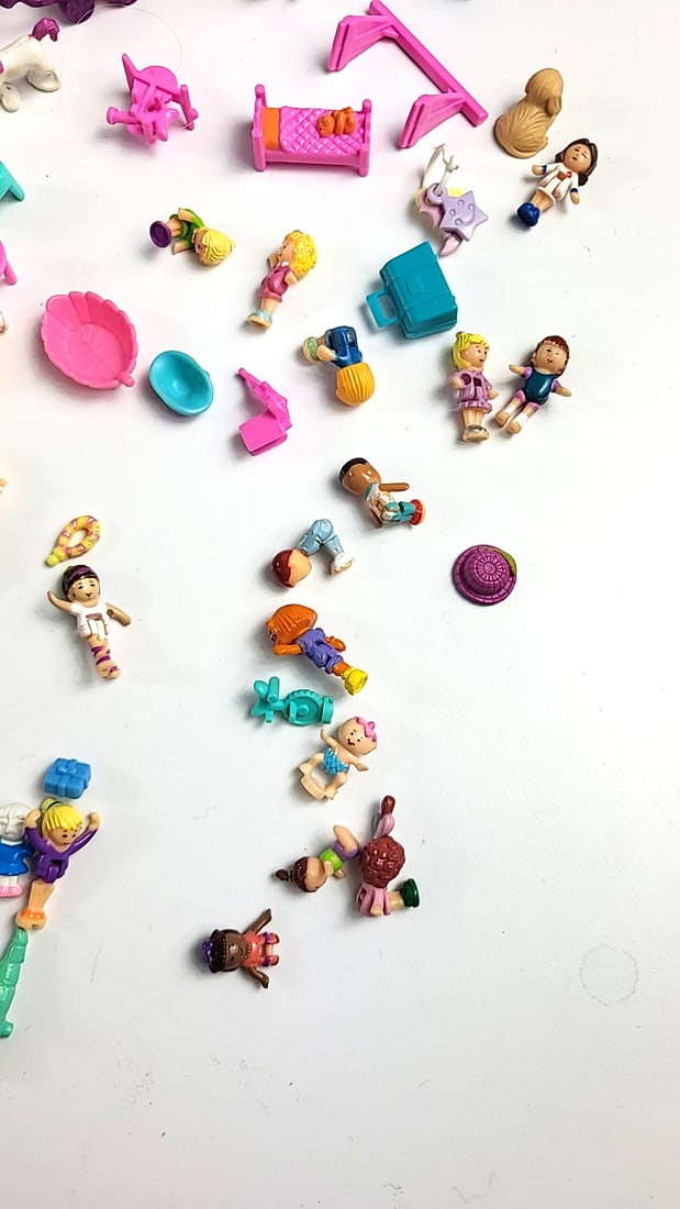 Polly Pocket Bluebird Mini Playsets Buildings Figures Accessories Lot - 4