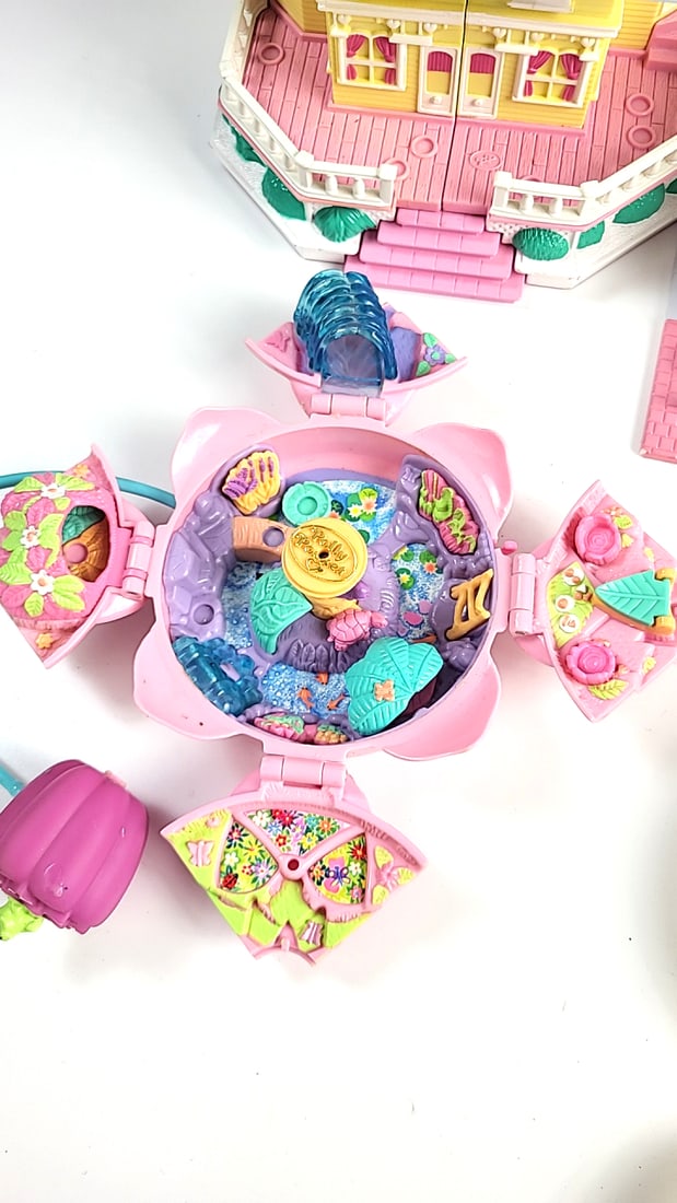 Polly Pocket Bluebird Mini Playsets Buildings Figures Accessories Lot - 7