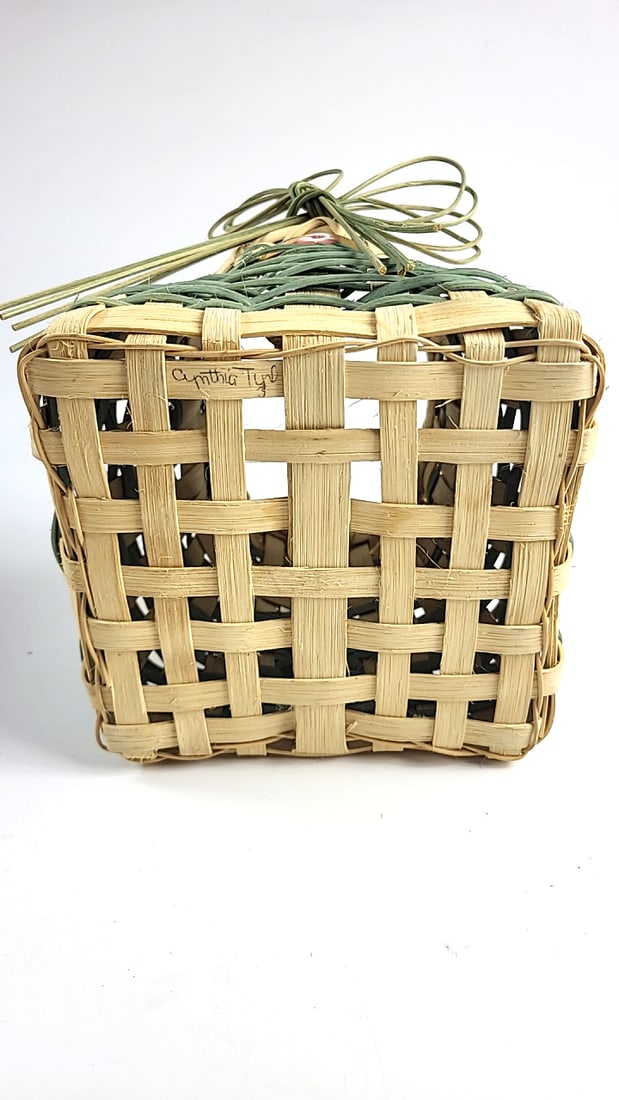 Cynthia Signed Green & Tan Woven Wicker Basket with Arched Handle, Bow and Floral Accents - 4