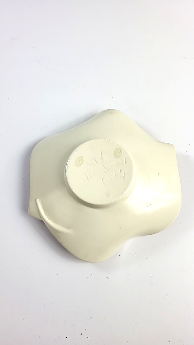 Pink Flower ceramic Bowl with Raised Flower 10 in signed - 7