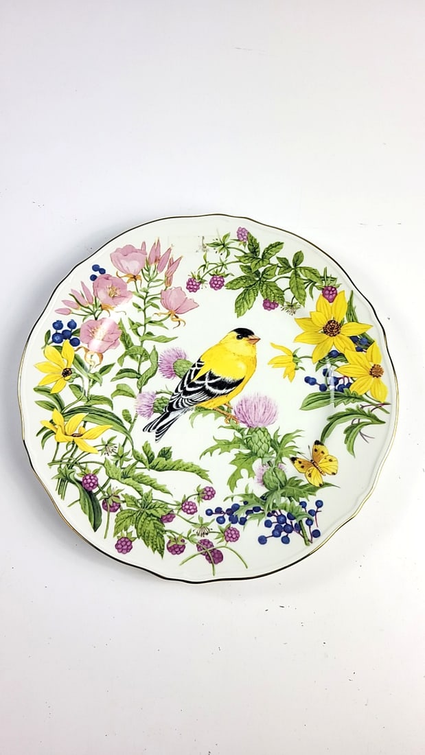 Andrea by Sadek The Songbird Collection Elizabeth Golz Rush Goldfinch Floral Plate 10": 10 x 10 x 1 1 lb Low Estimate: 20.00 High Estimate: 25.00