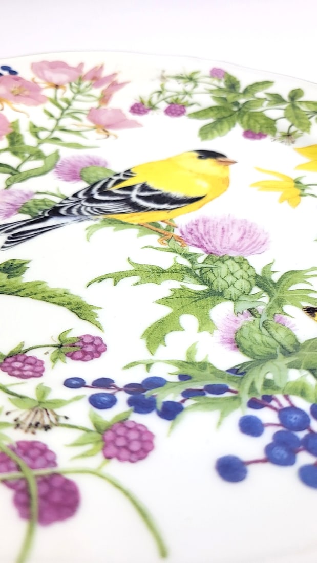 Andrea by Sadek The Songbird Collection Elizabeth Golz Rush Goldfinch Floral Plate 10" - 5