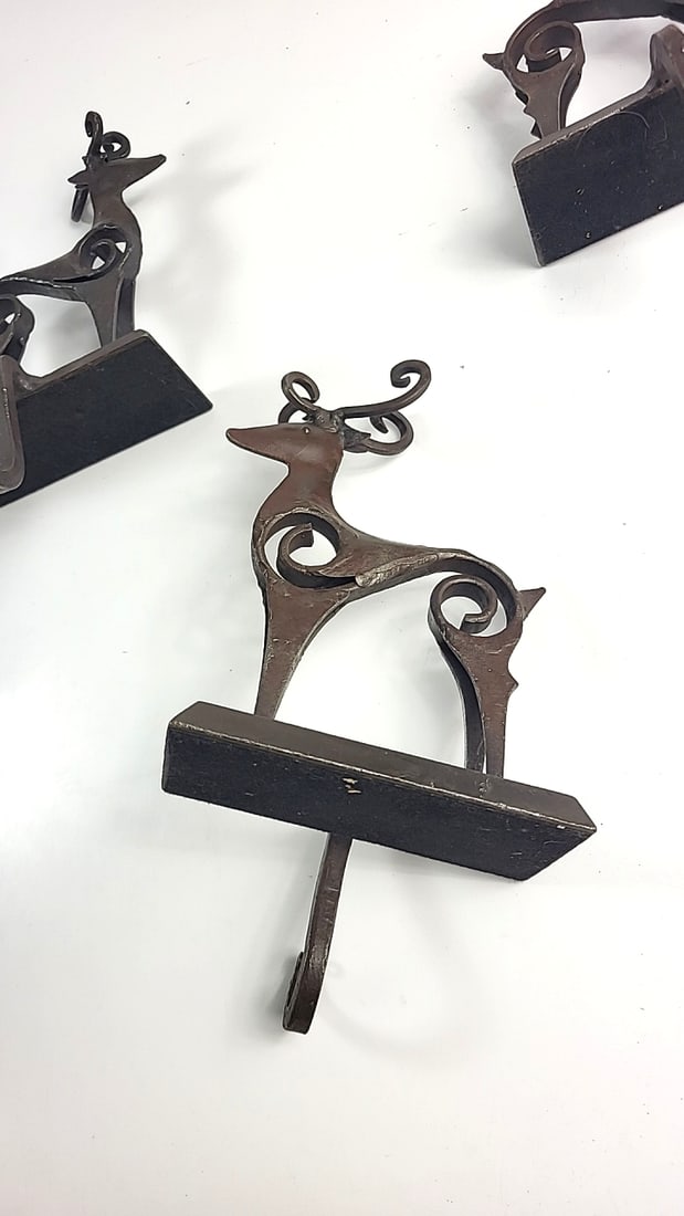 Set of 4 metal Reindeer Christmas Stocking Holders - 3