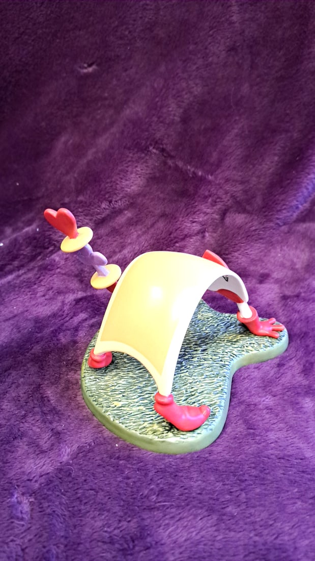 Walt Disney Classics Collection Alice In Wonderland Playing Card Card Painter Figurine - 2