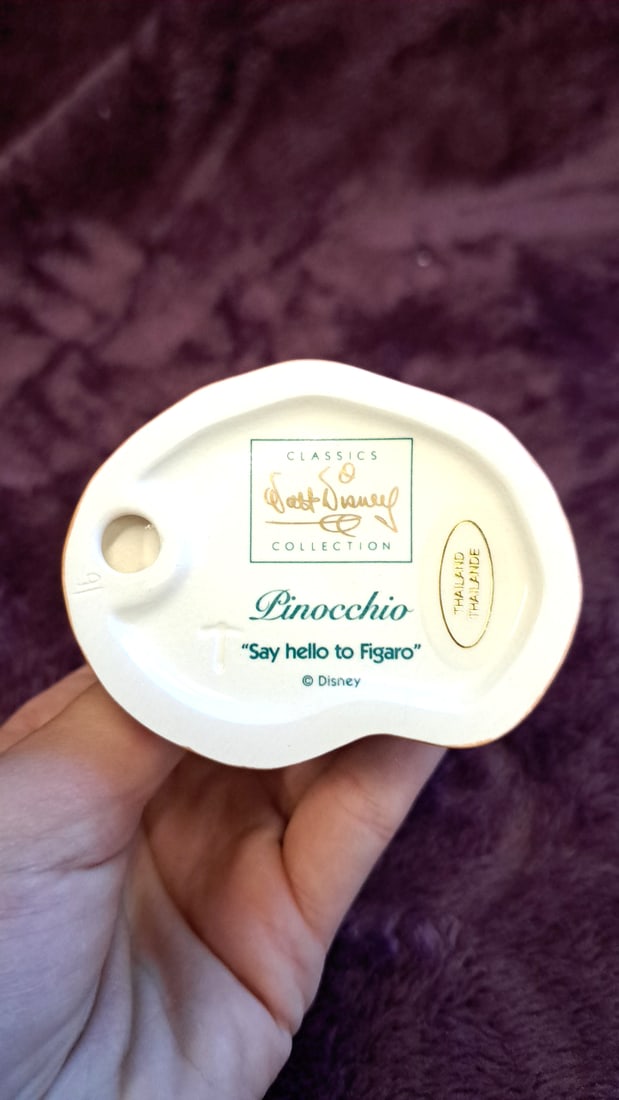 Walt Disney Classics Collection Pinocchio Say Hello To Figaro Figurine W/ Box - 3