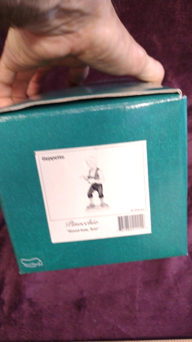 Walt Disney Classics Collection Geppetto Figurine From Pinocchio - 4