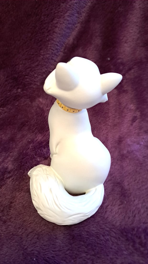 Walt Disney Classics Collection Duchess The Aristocats White Cat Figurine With Box - 3