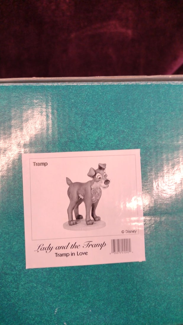 Walt Disney Classics Collection Lady And The Tramp Tramp In Love Figurine - 6