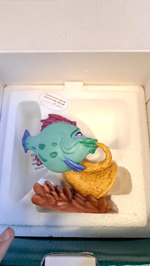 Walt Disney Classics Collection The Little Mermaid Duke Of Soul Fluke Figurine With Box - 6