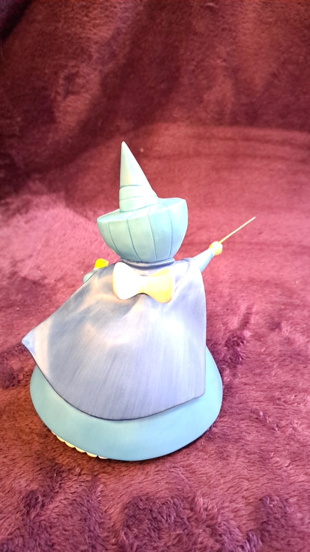 Walt Disney Classics Collection Cinderella Fairy Godmother Figurine 11k-412600 - 2