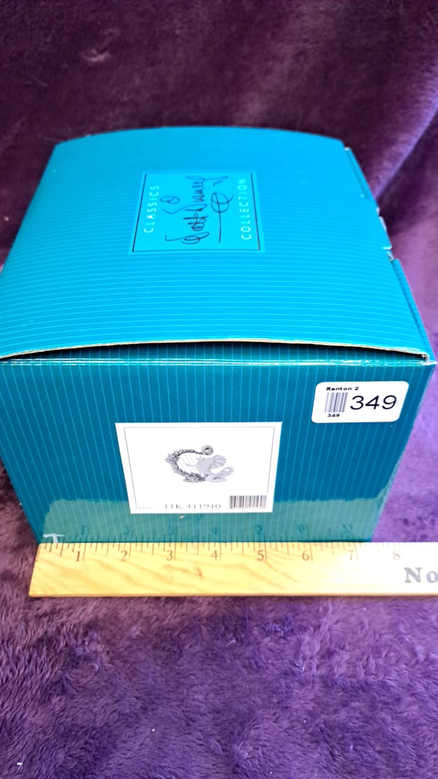 Walt Disney Classics Collection 11k-411940 Fish With Harp Figurine Box - 5