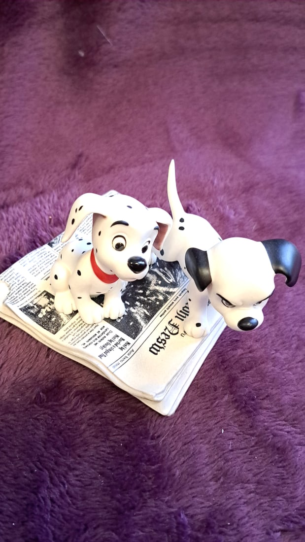 Walt Disney Classics Collection 101 Dalmatians Puppies "go On, Thunder!" Figurine - 2
