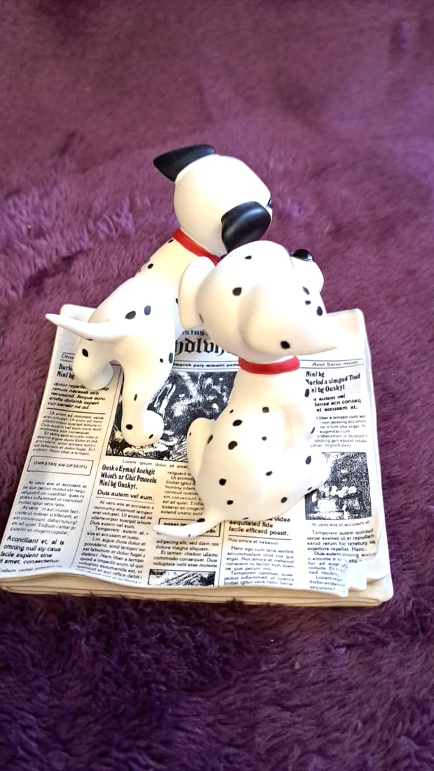 Walt Disney Classics Collection 101 Dalmatians Puppies "go On, Thunder!" Figurine - 3