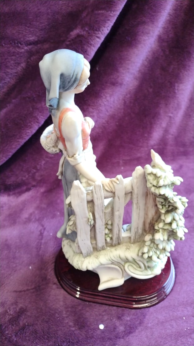 Giuseppe Armani Florence Figurine Country Girl With Dog On Wood Base - 11