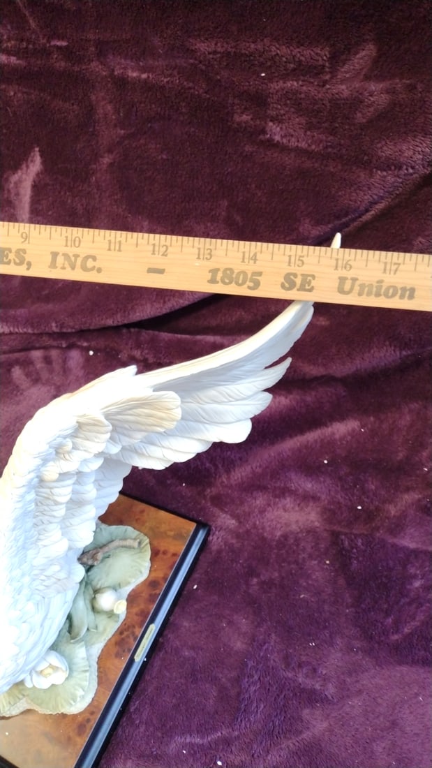 Giuseppe Armani Florence Swan Figurine On Base With Certificates, 17 In Wingspan - 4