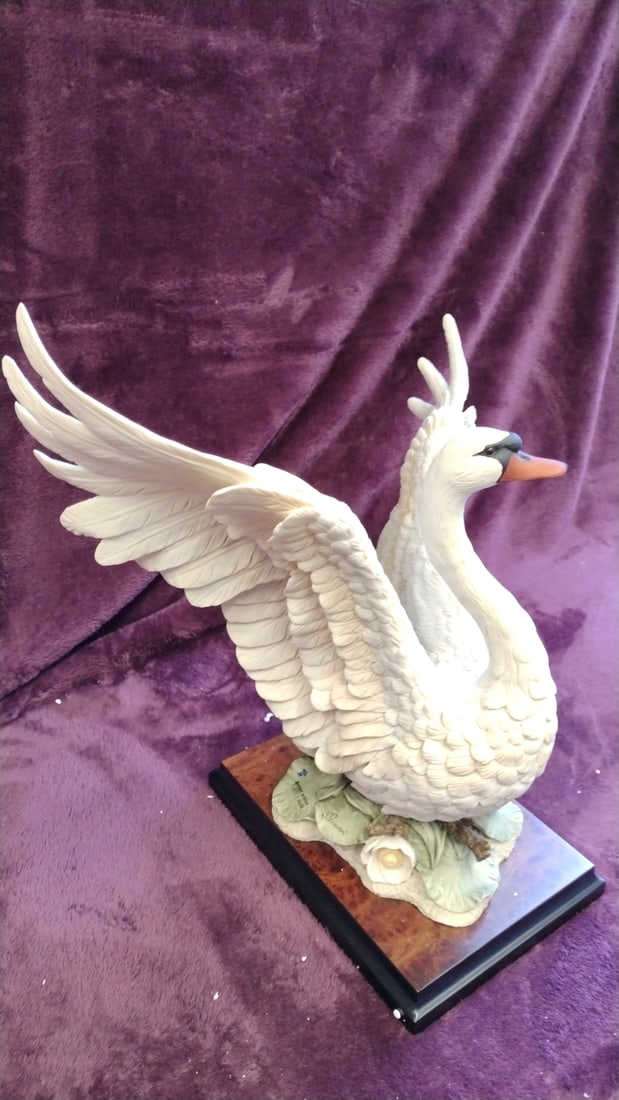 Giuseppe Armani Florence Swan Figurine On Base With Certificates, 17 In Wingspan - 9