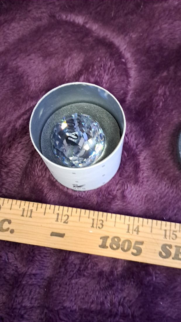 Swarovski Scs Swan Logo Faceted Crystal Paperweight With Box - 4