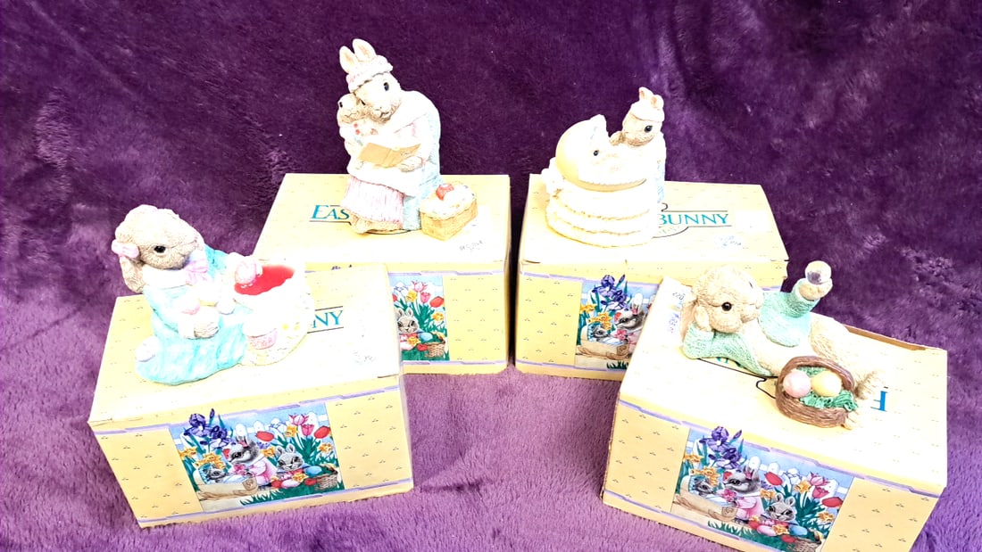 United Dedign Easter Bunny Family Pastel Resin Rabbit Figurines Lot: 10x10x10 3lbs Low Estimate: 20.00 High Estimate: 40.00