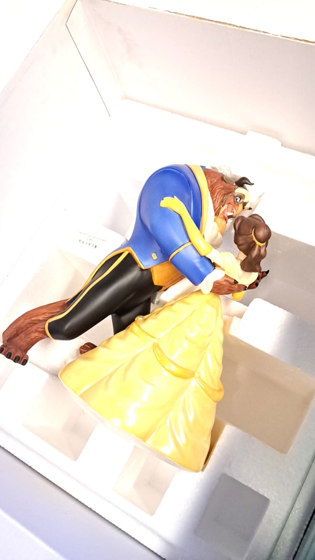 Walt Disney Classics Collection Beauty And The Beast "tale As Old As Time" Figurine - 7