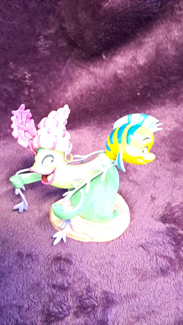 Wdcc Walt Disney Classics Collection Flounder's Fandance Flounder Little Mermaid Figurine: 11 x 8 x 10 2. 5 lb Low Estimate: 20.00 High Estimate: 65.00
