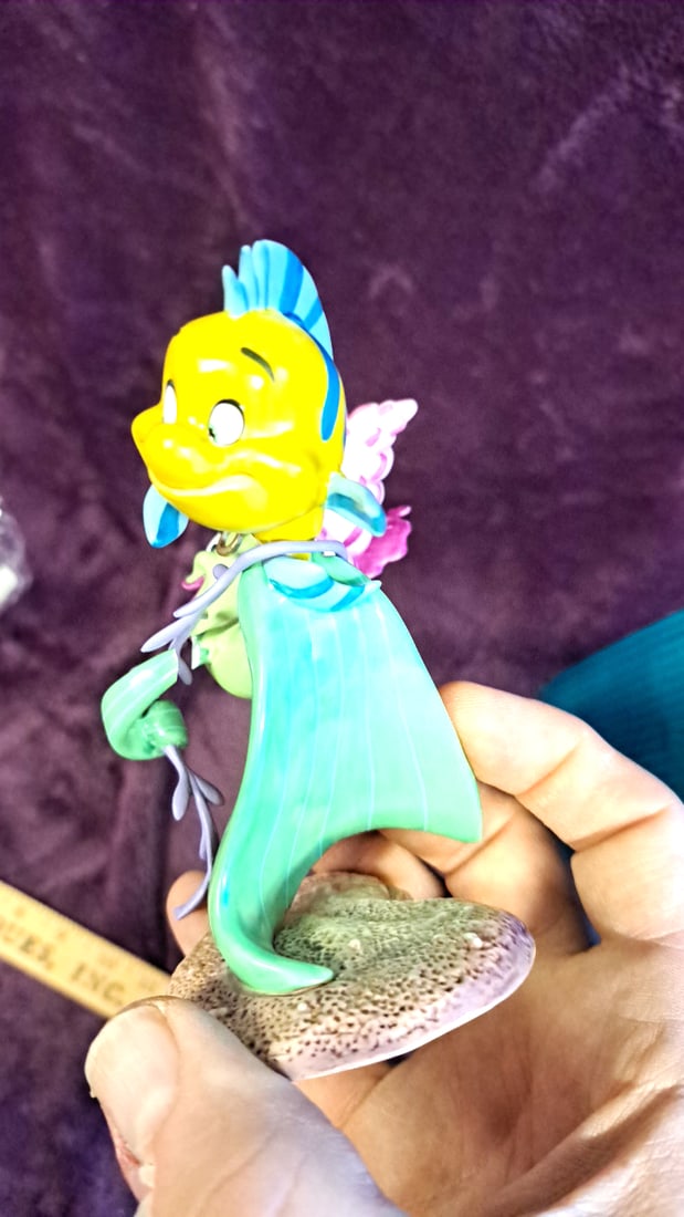 Wdcc Walt Disney Classics Collection Flounder's Fandance Flounder Little Mermaid Figurine - 8