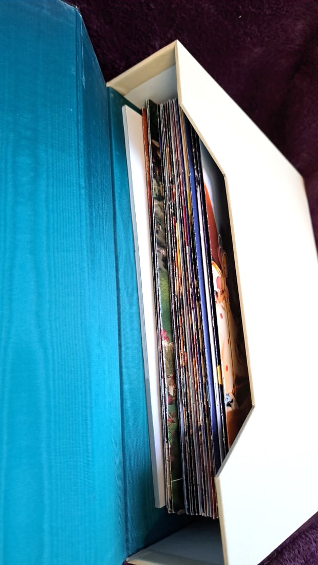 Walt Disney Collectors Society Sketches Magazine Lot With Jiminy Cricket Box - 7