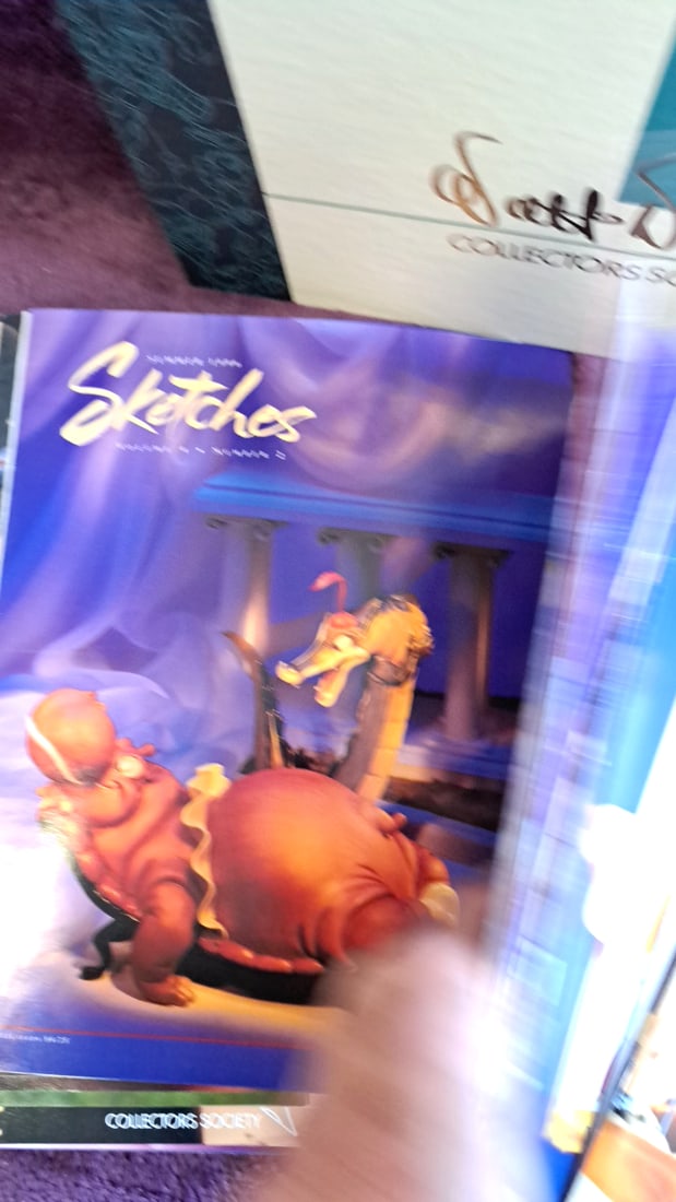 Walt Disney Collectors Society Sketches Magazine Lot With Jiminy Cricket Box - 8