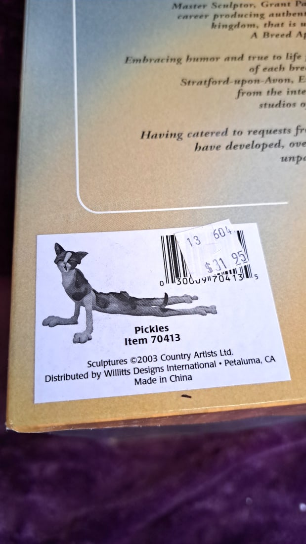 Country Artists A Breed Apart Pickles Dog Sculpture Figurine Item 70413: 20 x 7 x 12 2. 5 lb Low Estimate: 20.00 High Estimate: 40.00
