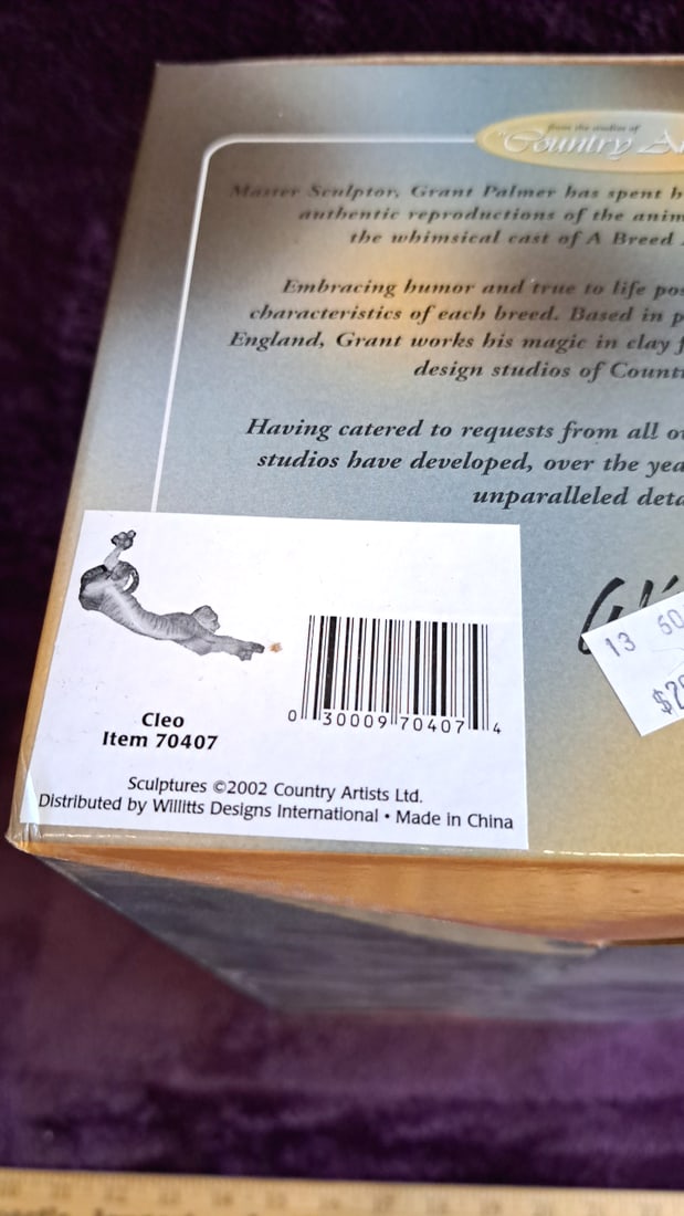 Country Artists A Breed Apart Cleo Cat Sculpture Item 70407: 20 x 7 x 5 1. 2 lb Low Estimate: 10.00 High Estimate: 35.00