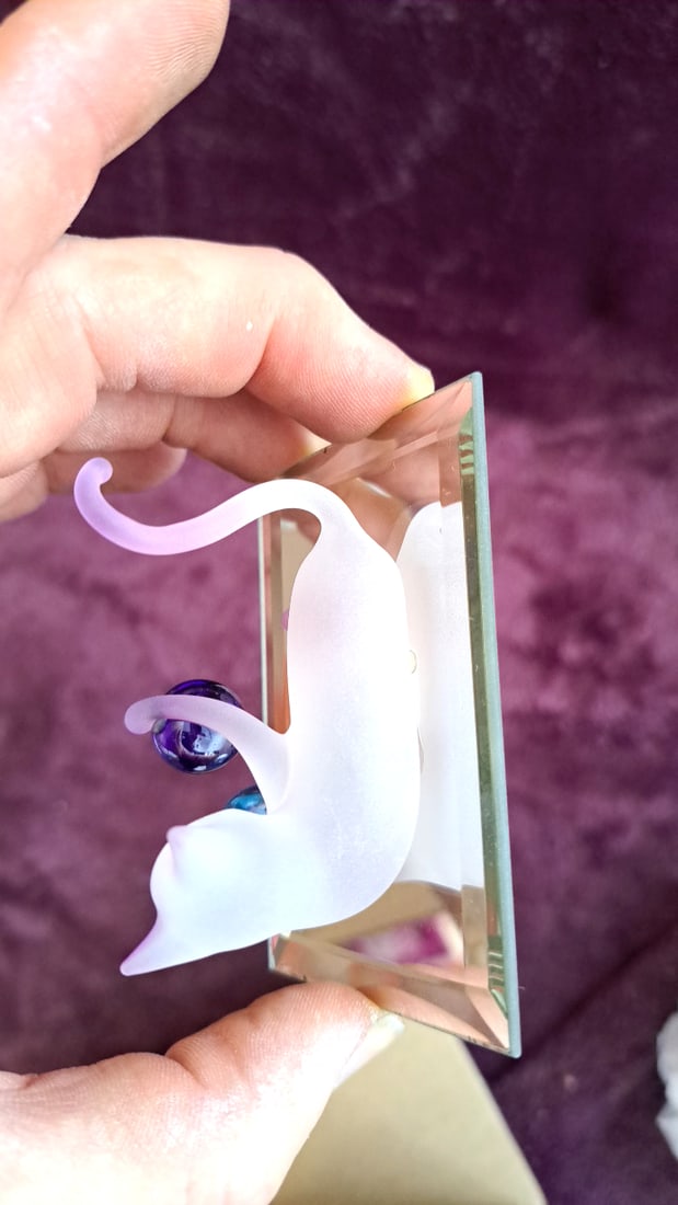 Glass Baron S4 127 Cat Gigi Handcrafted Glass Figurine On Mirror Base 1996 - 3