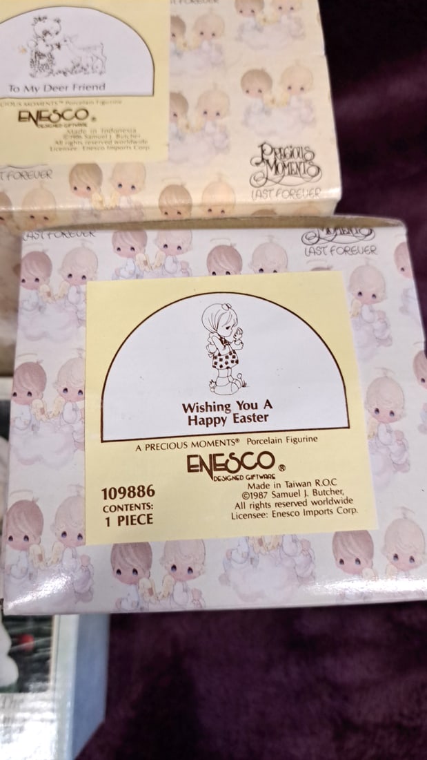 Enesco Precious Moments Collector's Club Boxed Figurine Lot Incl. 530980 & Sweetest Christmas - 6