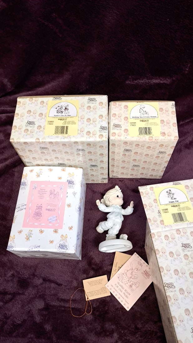 Enesco Precious Moments Porcelain Figurine Lot 521892 521949 521280 & 1994 Members Only: 11 x 12 x 6. 3 lb Low Estimate: 60.00 High Estimate: 150.00