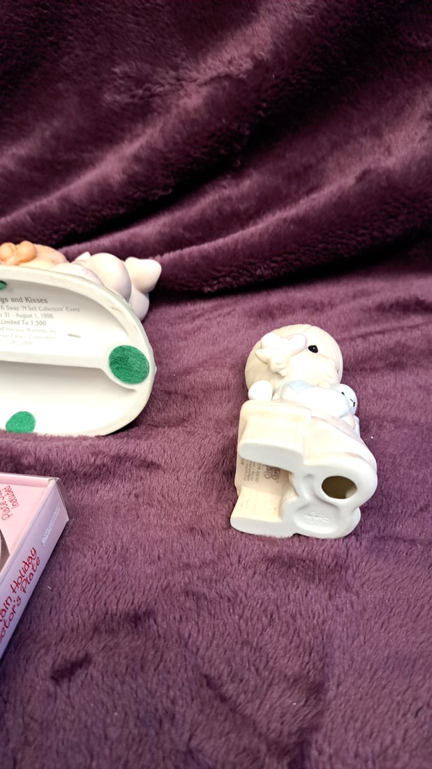 Precious Moments Figurines Lot Without Boxes - 9