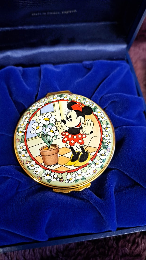 Halcyon Days Disney Mickey Classic Enamels "indoor Gardening" Enamel Box Le 76/3500 - 2