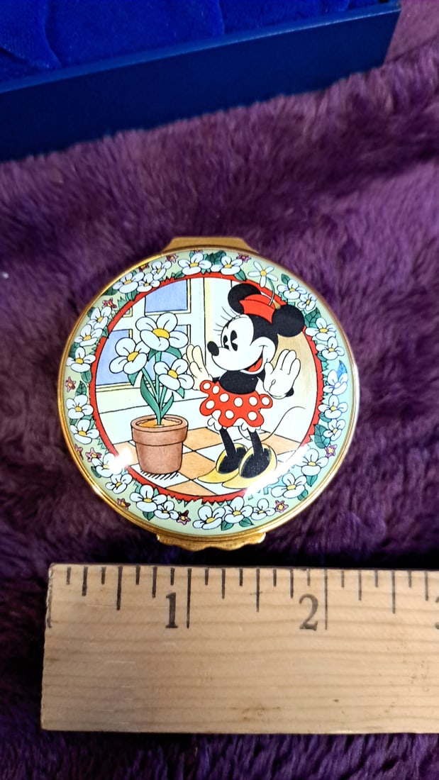 Halcyon Days Disney Mickey Classic Enamels "indoor Gardening" Enamel Box Le 76/3500 - 8