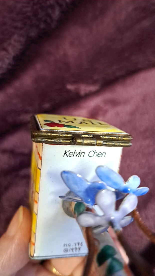 Hand-painted Kelvin Chen Us Mail Mailbox Figurine With Bird, Flower And Dragonfly - 6