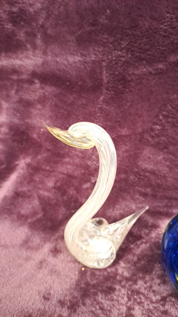 Art Glass Swan Figurines Pair, Blue Green And Clear, Tallest Approx. 10 In - 4
