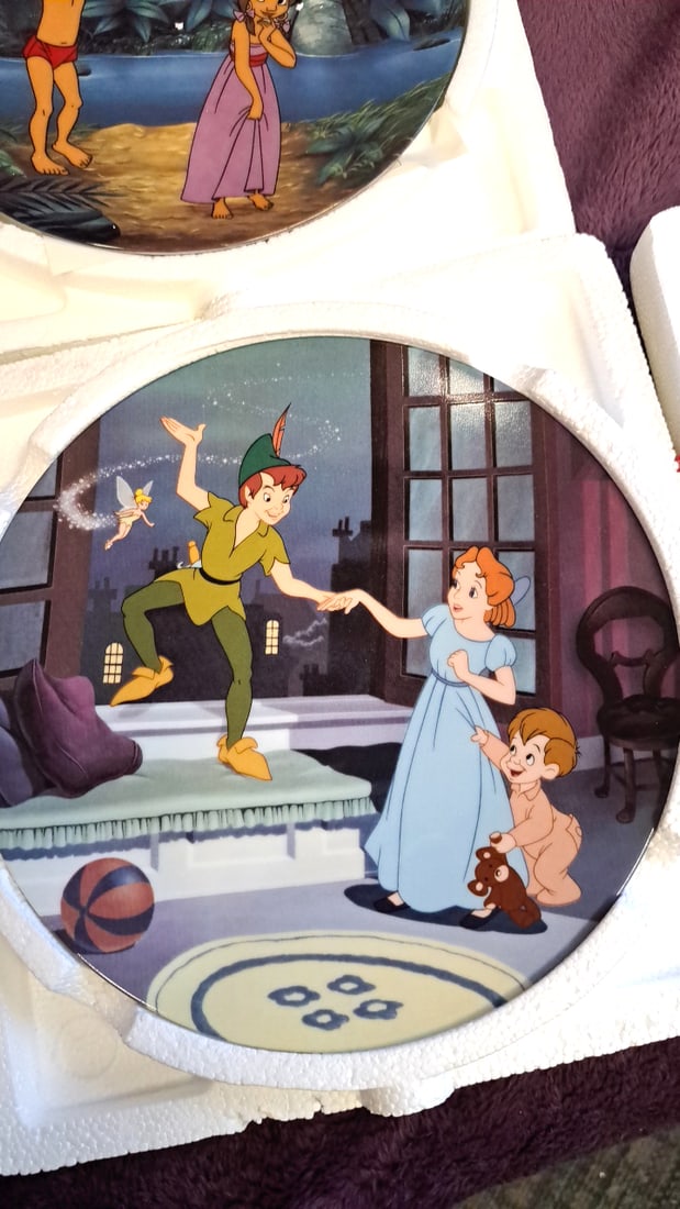 Disney Animated Classics Decorative Plates Set Of 4: Beauty And Beast, Peter Pan, Jungle Book, Pi... - 4